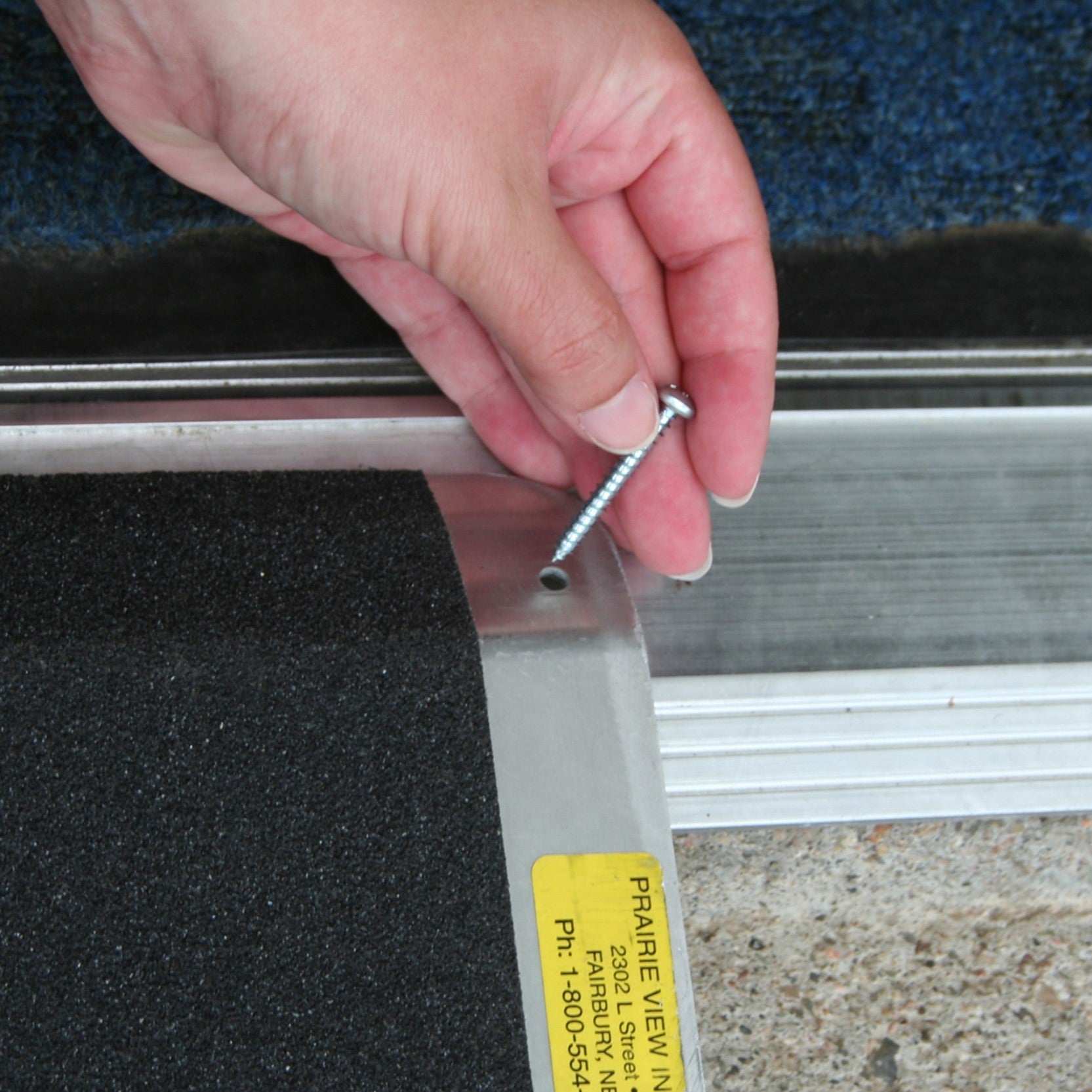 PVI Solid Threshold Wheelchair Ramp 32 in. Wide (600lbs)
